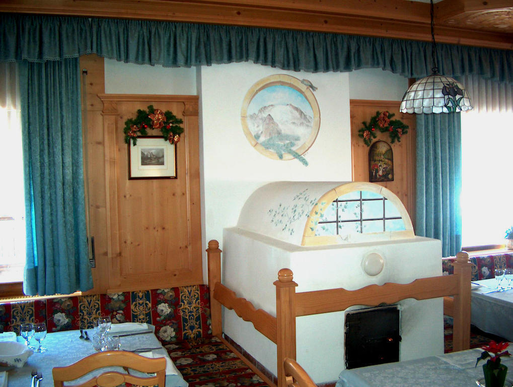 Hotel Rosalpina 罗卡皮耶托雷 外观 照片